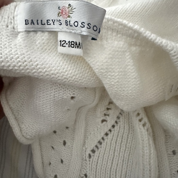 Bailey's Blossoms Girls Crochet Romper size: 12-18 Months - Picture 7 of 7